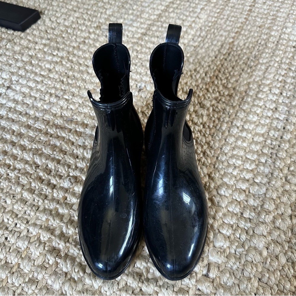 Seven7 Dover Rain Boots